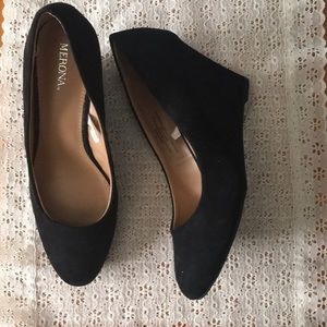 Wedges MINT CONDITION/GREAT/NEW True to size💕